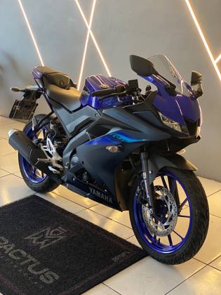 YAMAHA YZF R15 